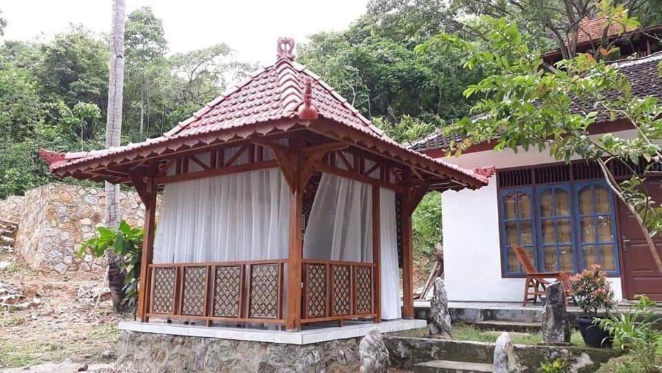 Alam Kita Hotel Karimunjawa Kültér fotó