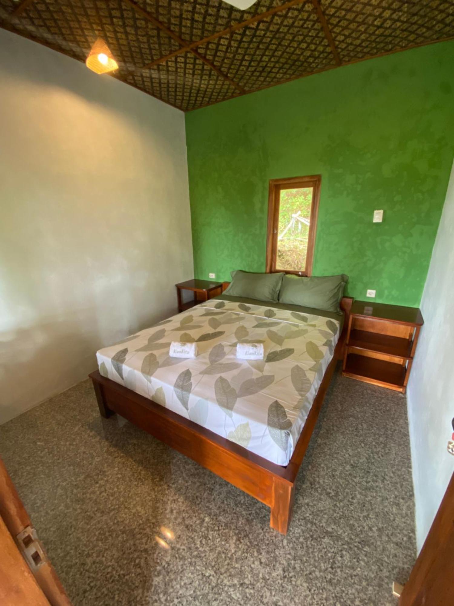 Alam Kita Hotel Karimunjawa Kültér fotó