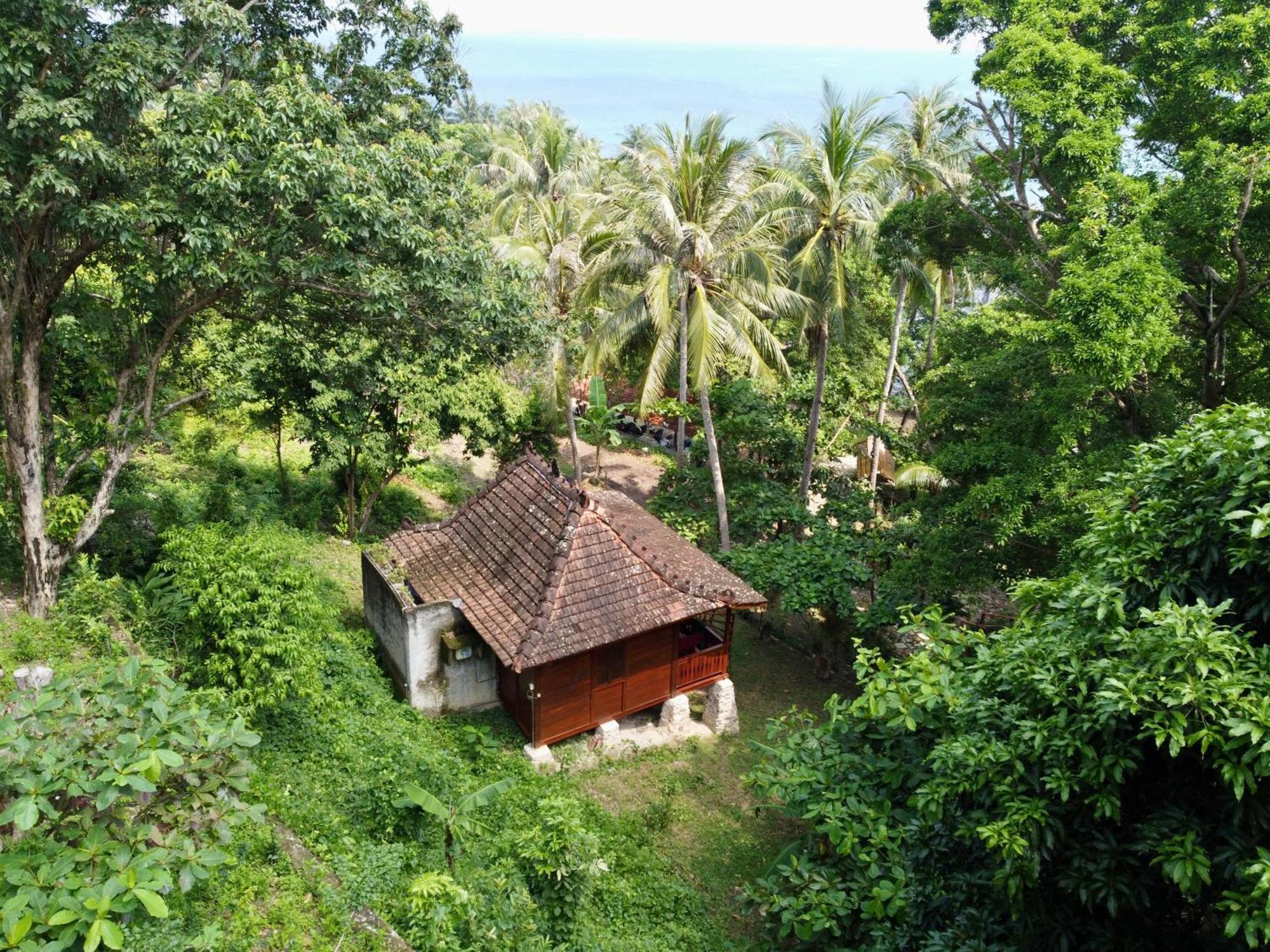 Alam Kita Hotel Karimunjawa Kültér fotó